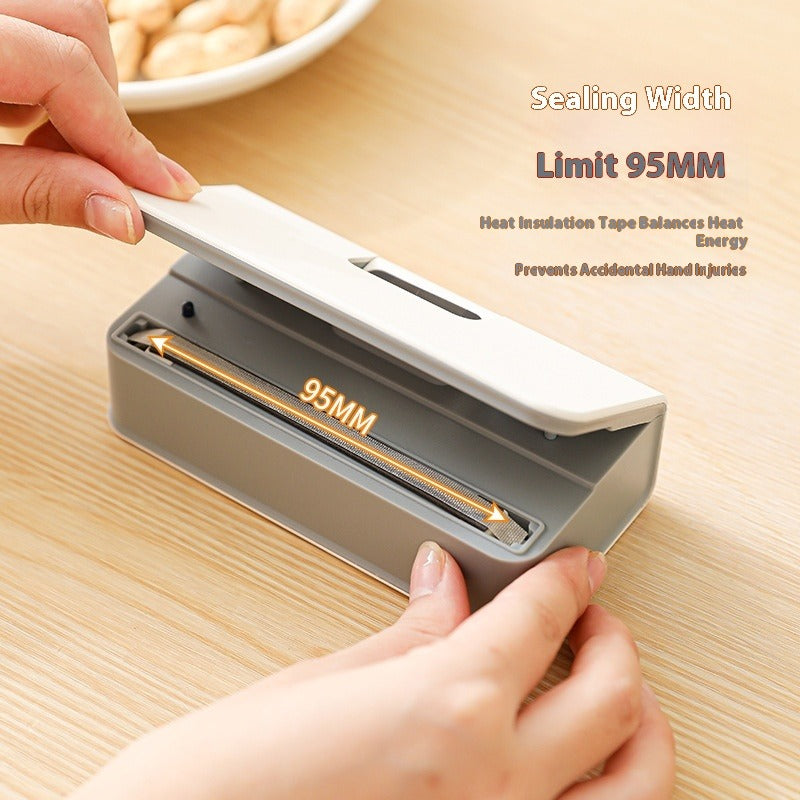 Sealing Machine for Snacks